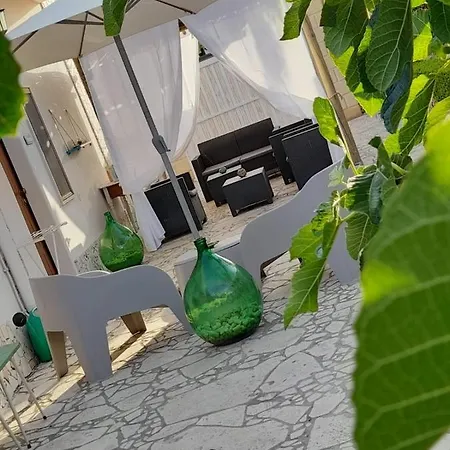Lu Masunu Alojamento de Acomodação e Pequeno-almoço *